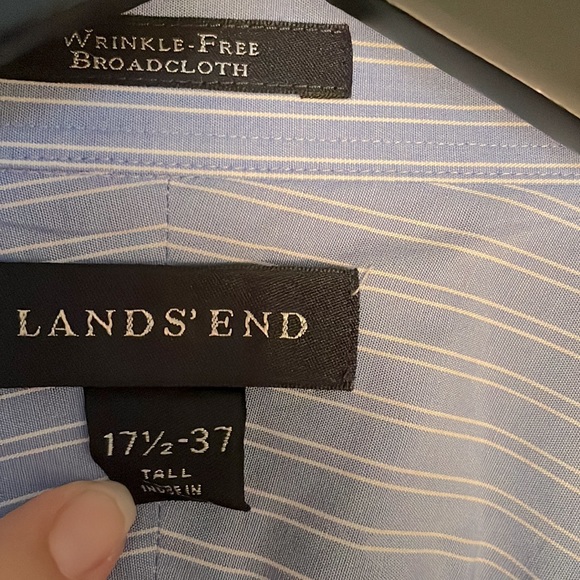 Men’s Lands’ End Button Down Dress Shirt - Picture 2 of 3
